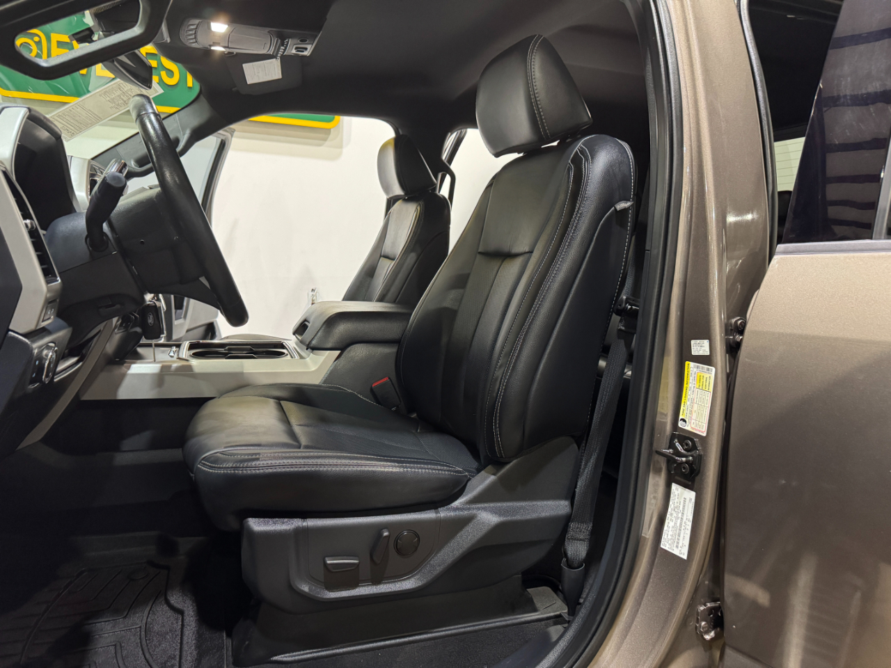 Ford Super Duty F-250 SRW  2022