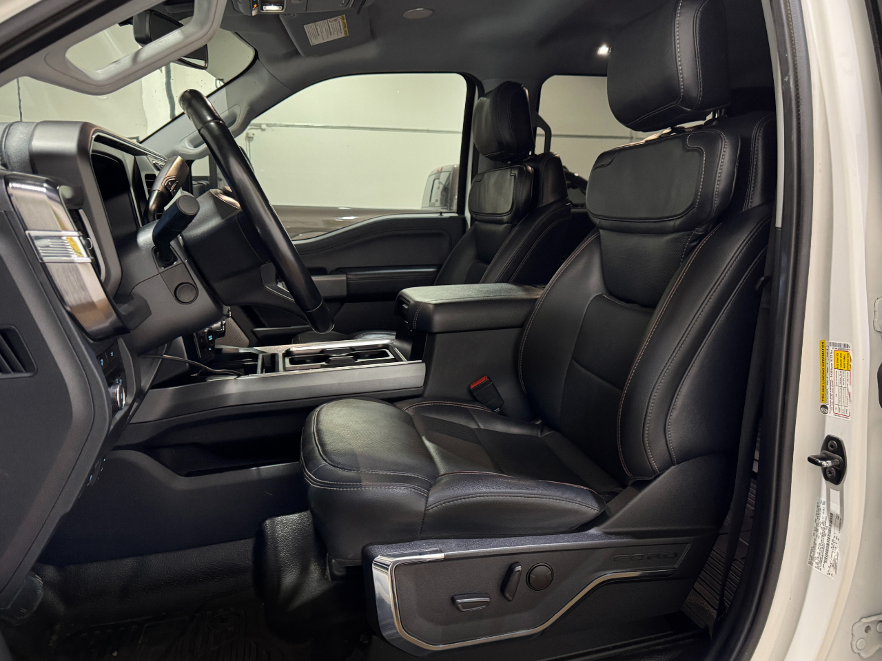 Ford Super Duty F-350 DRW  2023