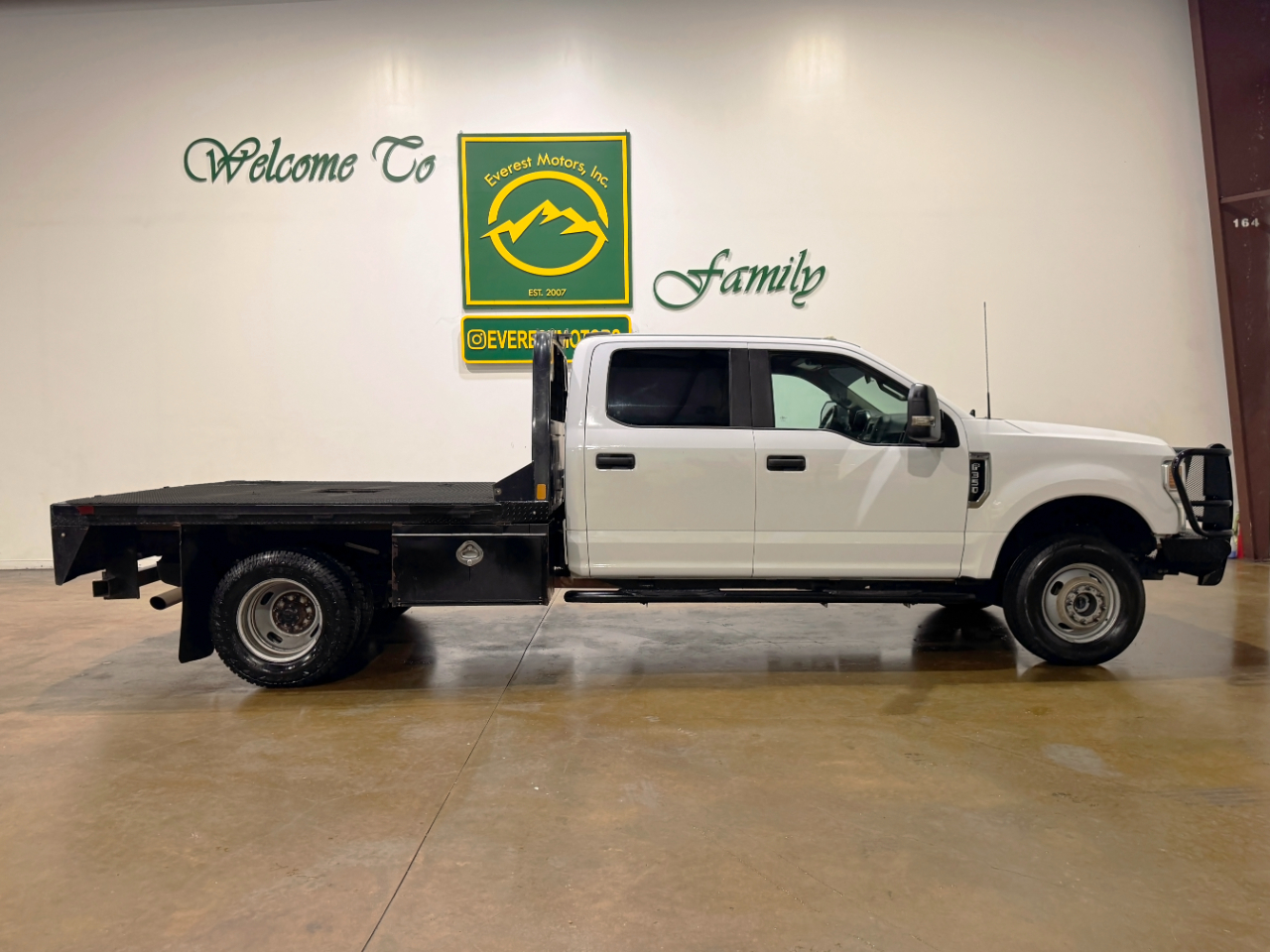 Ford Super Duty F-350 DRW  2022