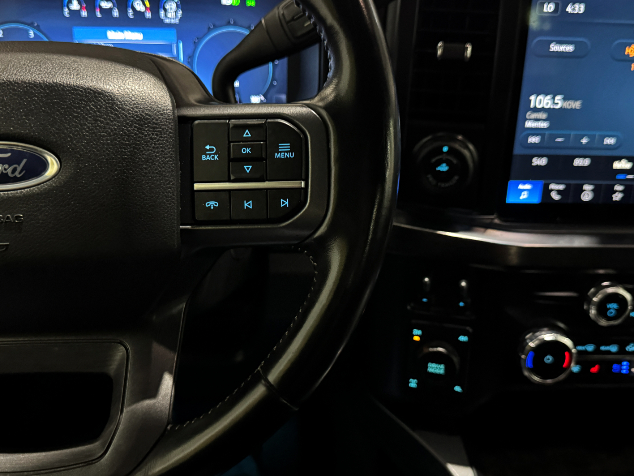 Ford Super Duty F-350 SRW  2023