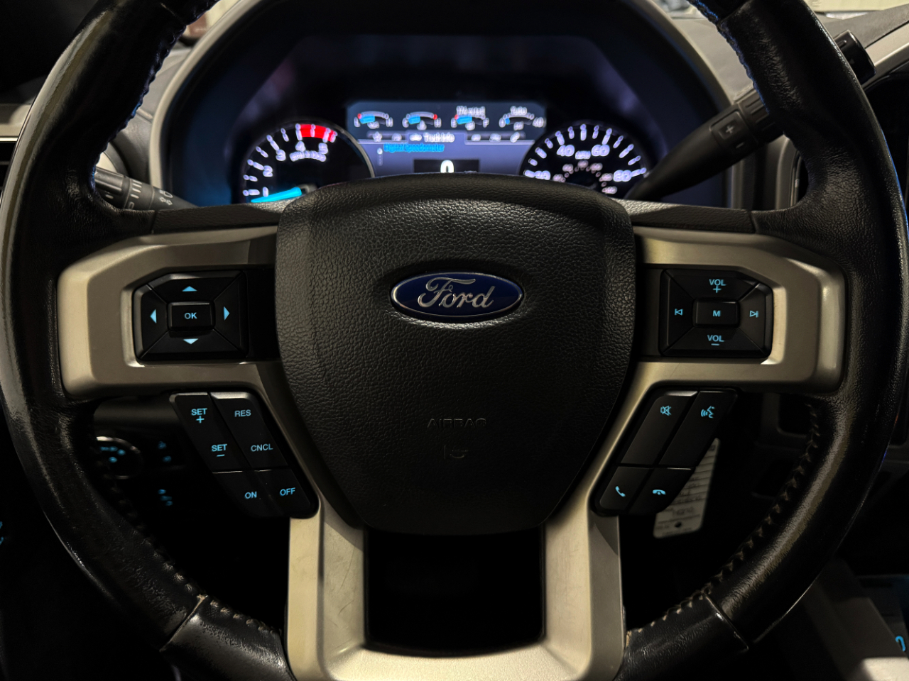 Ford Super Duty F-450 DRW  2022
