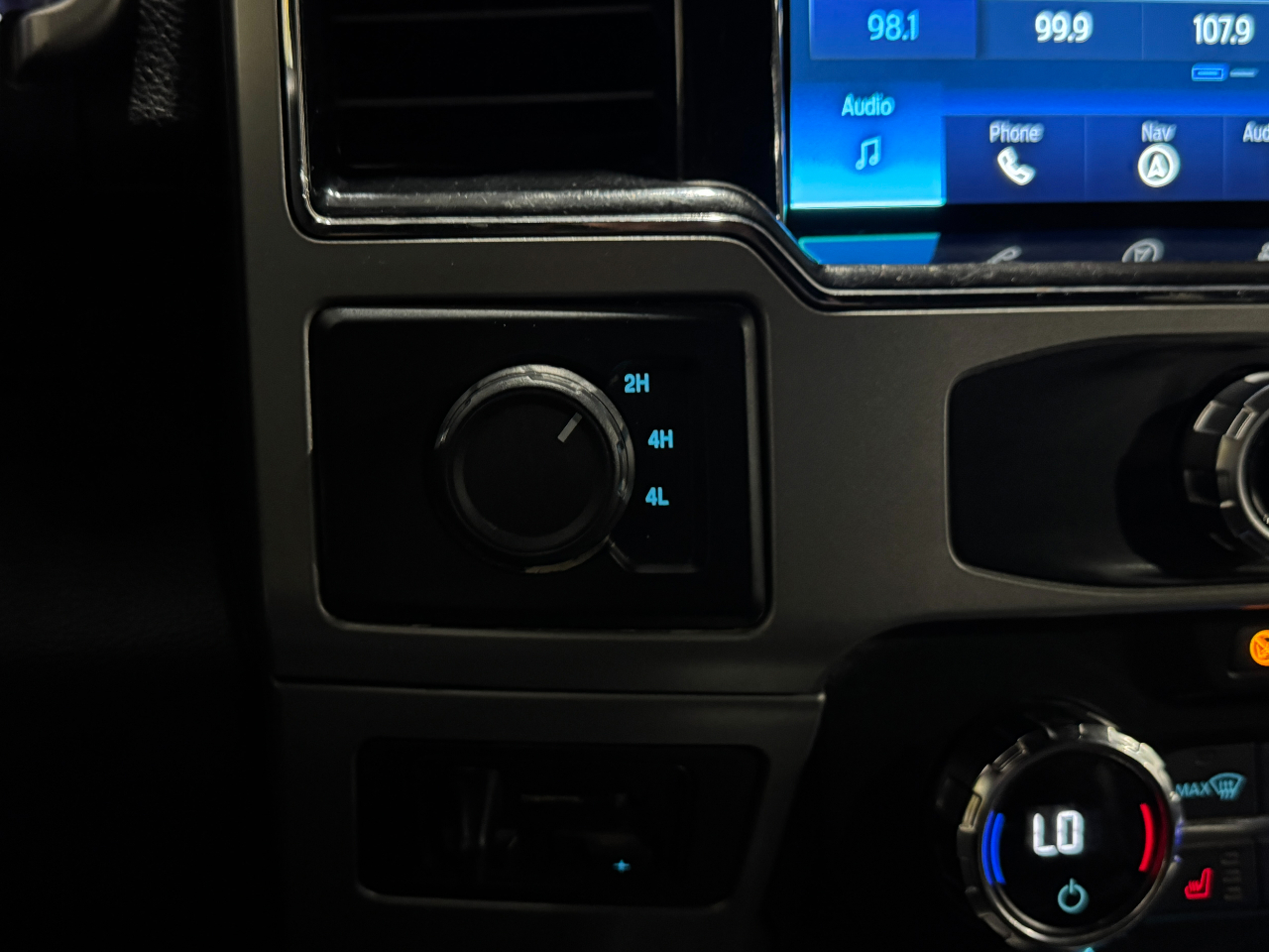 Ford Super Duty F-450 DRW  2022