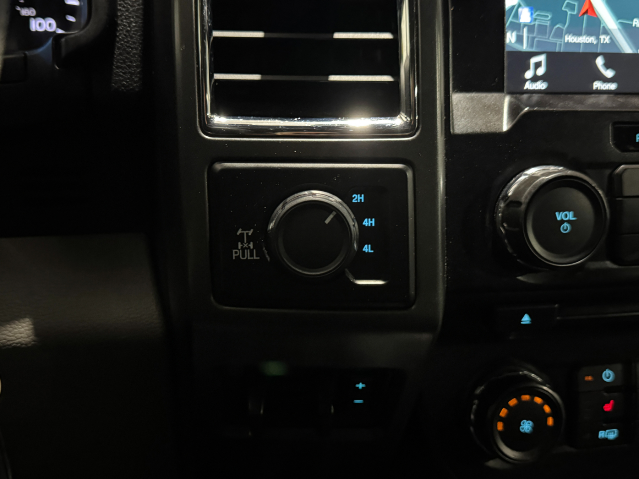 Ford Super Duty F-250 SRW  2017