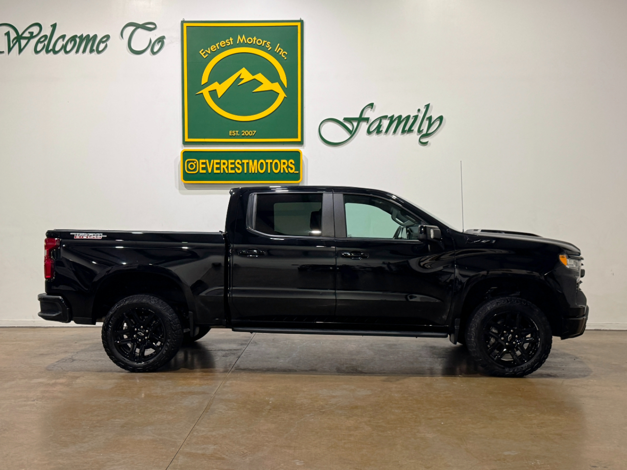 Chevrolet Silverado 1500  2024