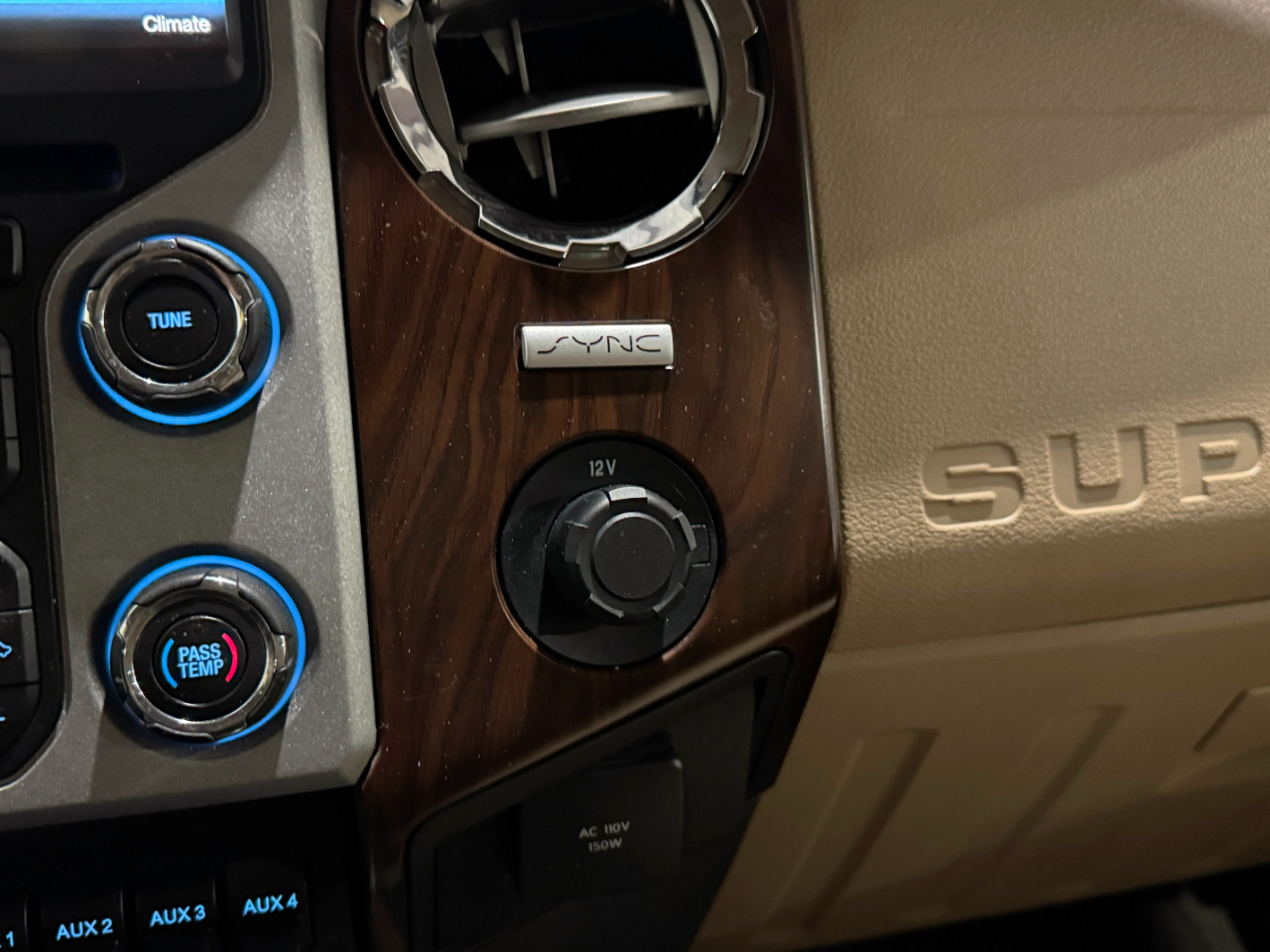Ford Super Duty F-250 SRW  2015
