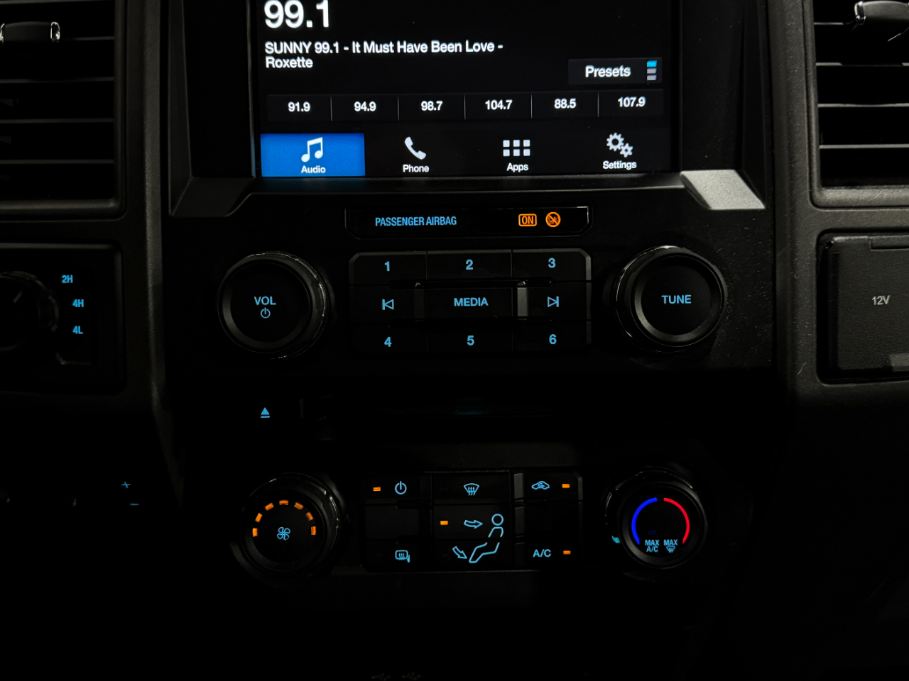 Ford Super Duty F-350 DRW  2018