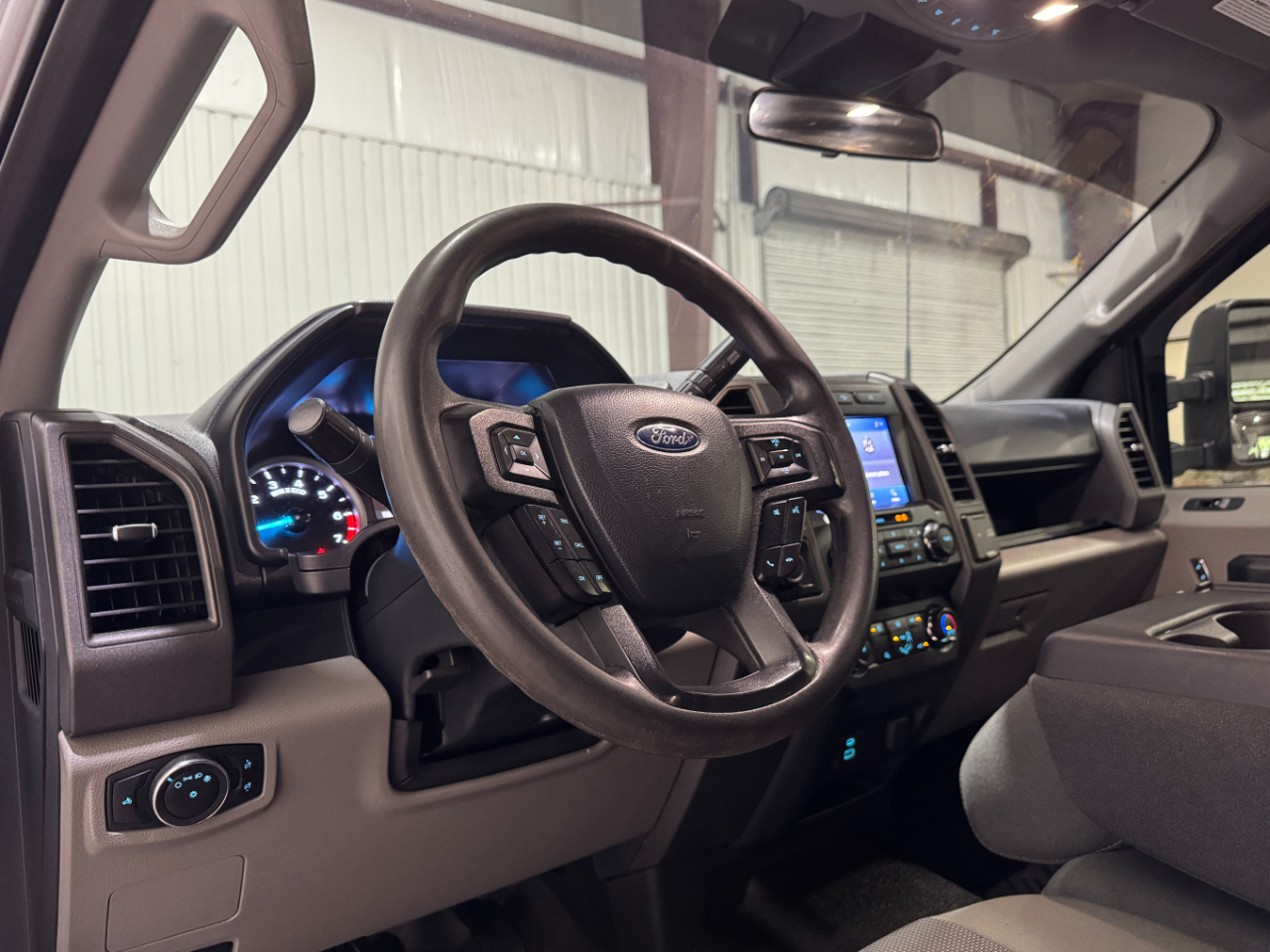 Ford Super Duty F-250 SRW  2022