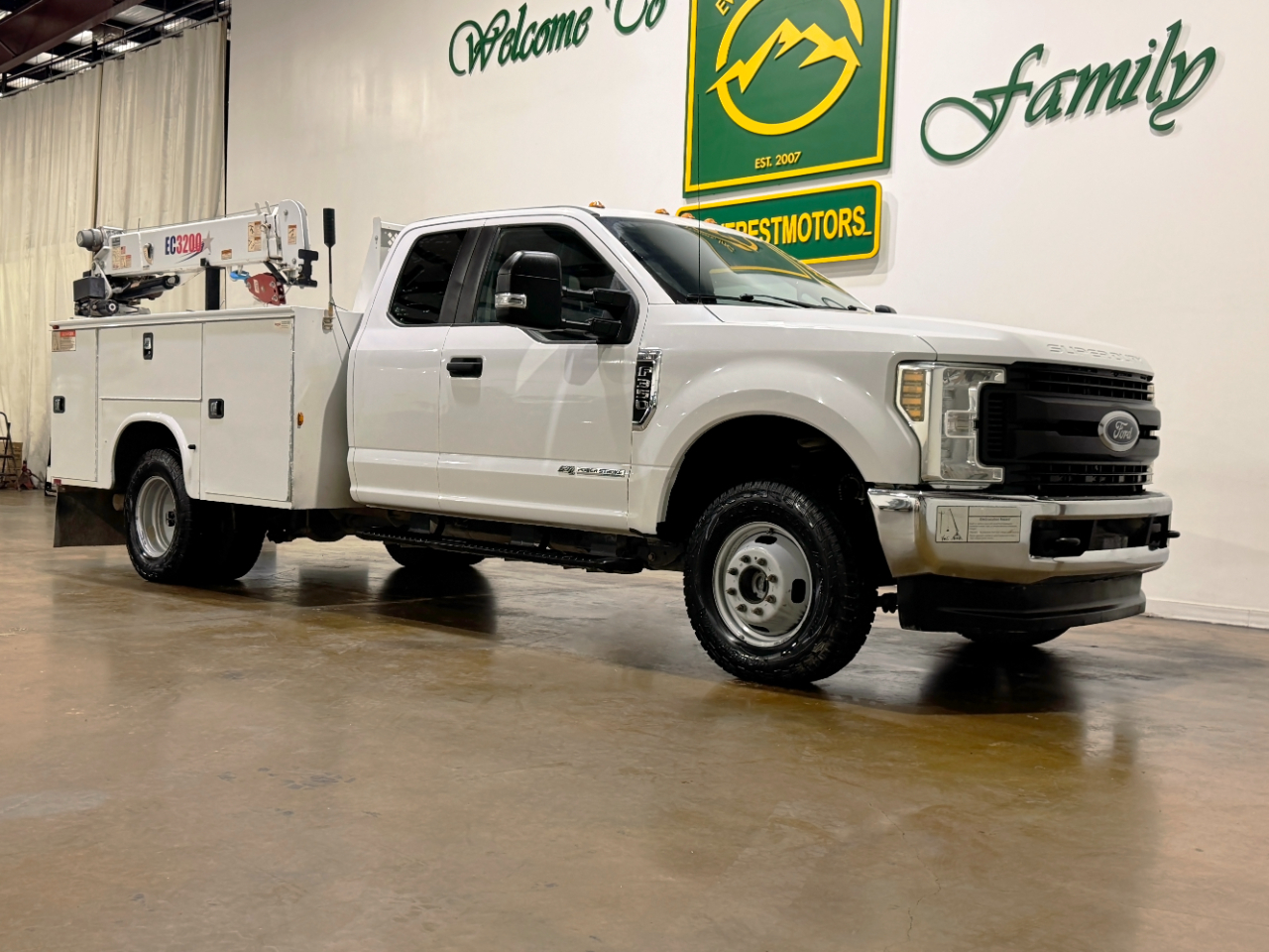 Ford Super Duty F-350 DRW  2019