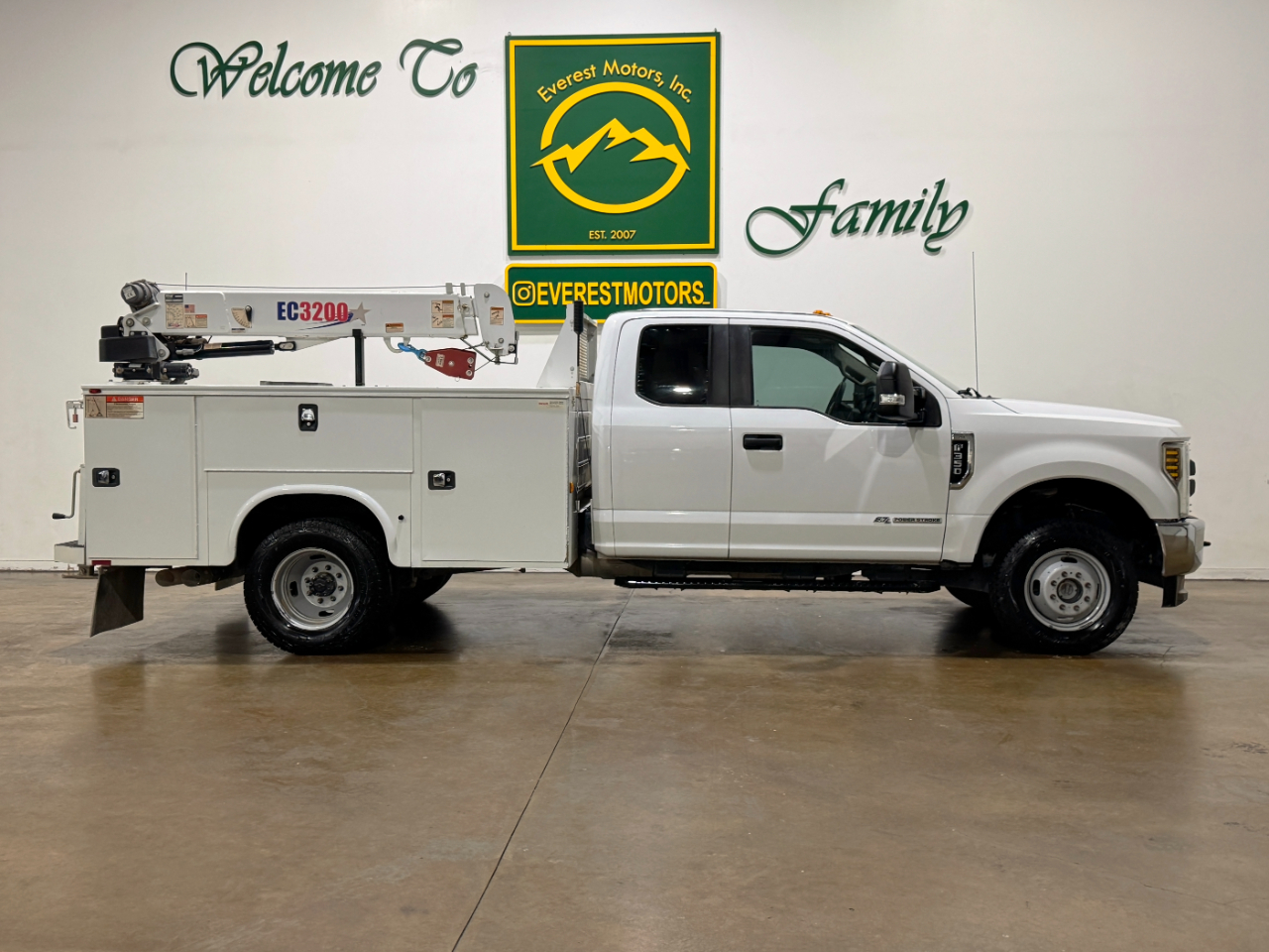 Ford Super Duty F-350 DRW  2019