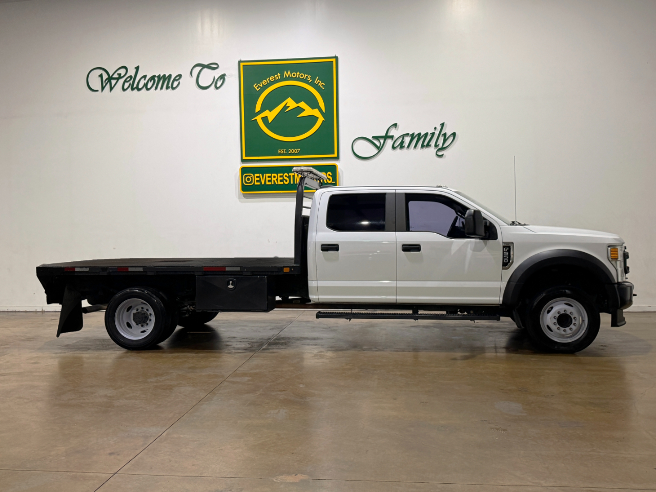 Ford Super Duty F-550 DRW  2021