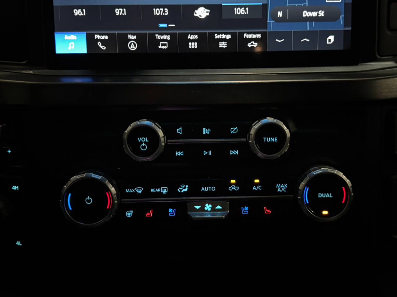 Ford Super Duty F-350 DRW  2024