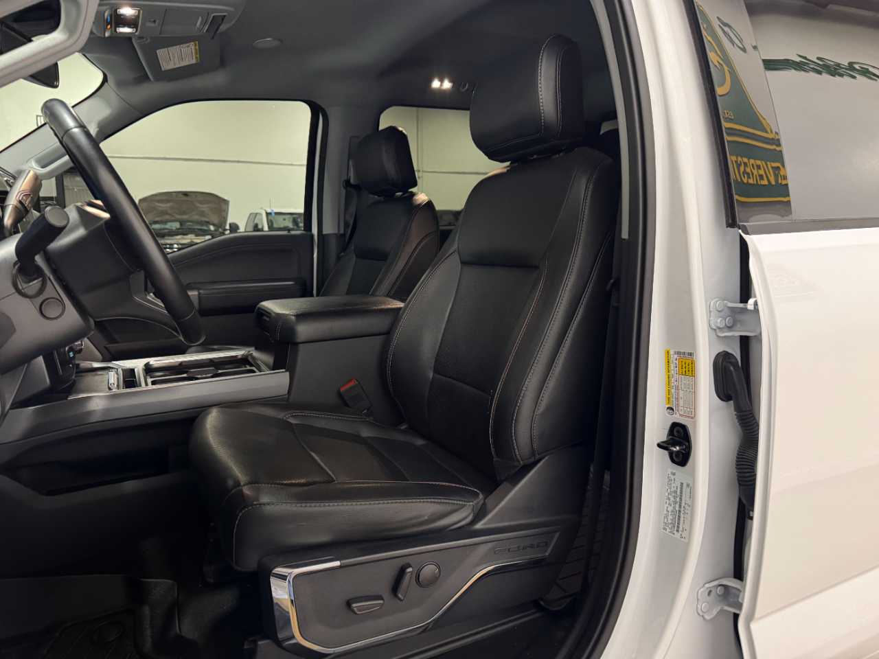 Ford Super Duty F-350 DRW  2023