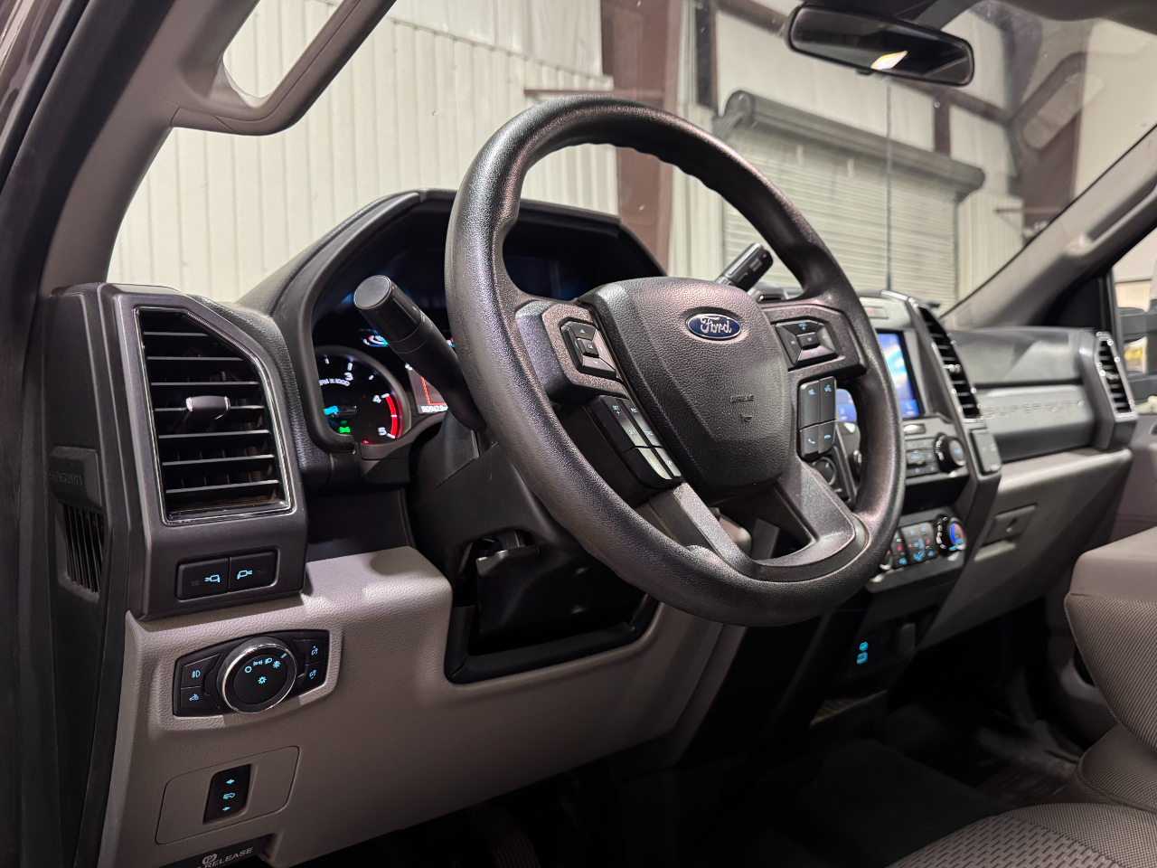 Ford Super Duty F-350 SRW  2021