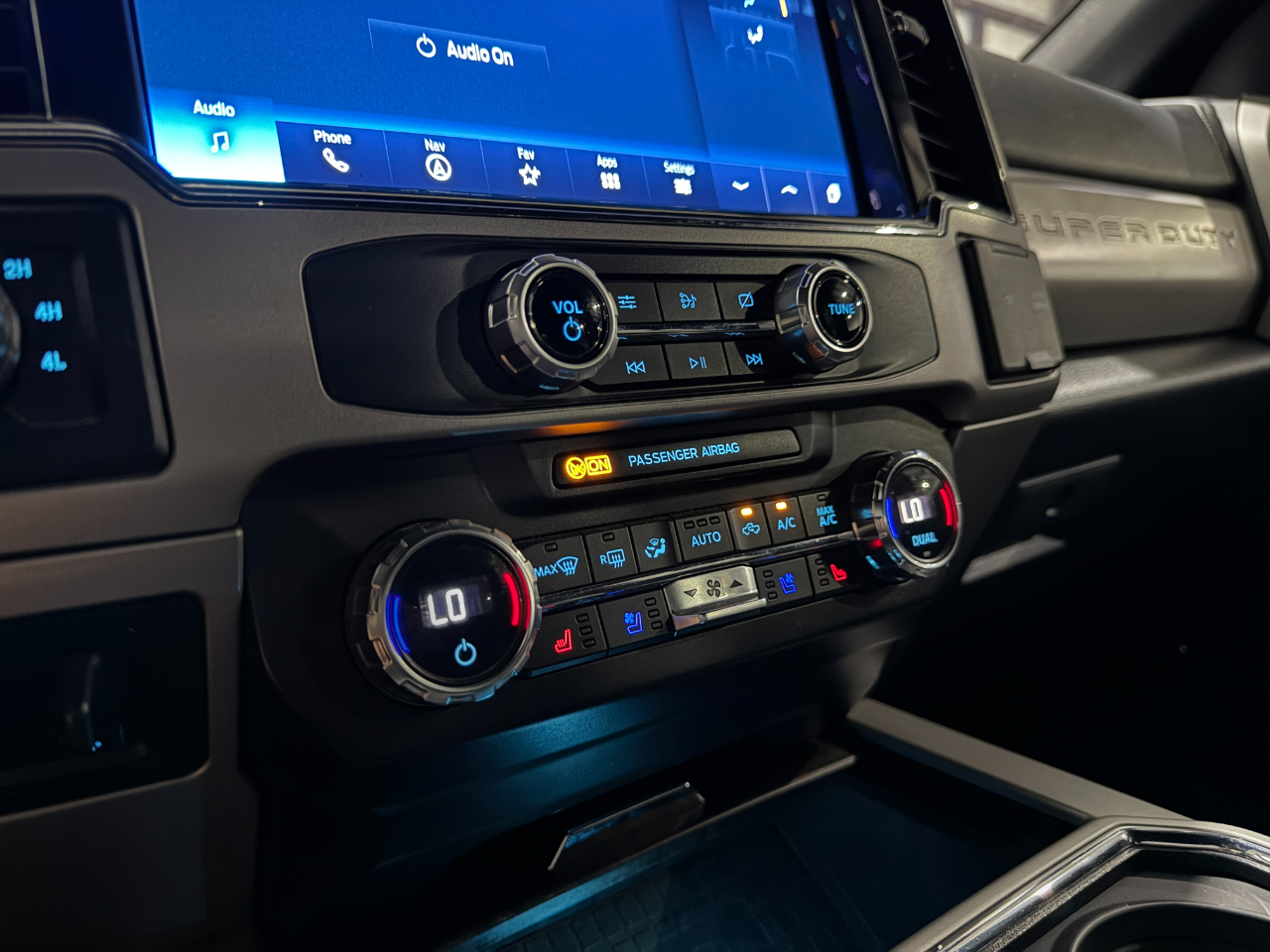 Ford Super Duty F-350 SRW  2022
