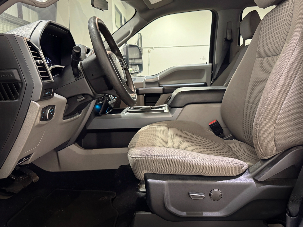 Ford Super Duty F-250 SRW  2021