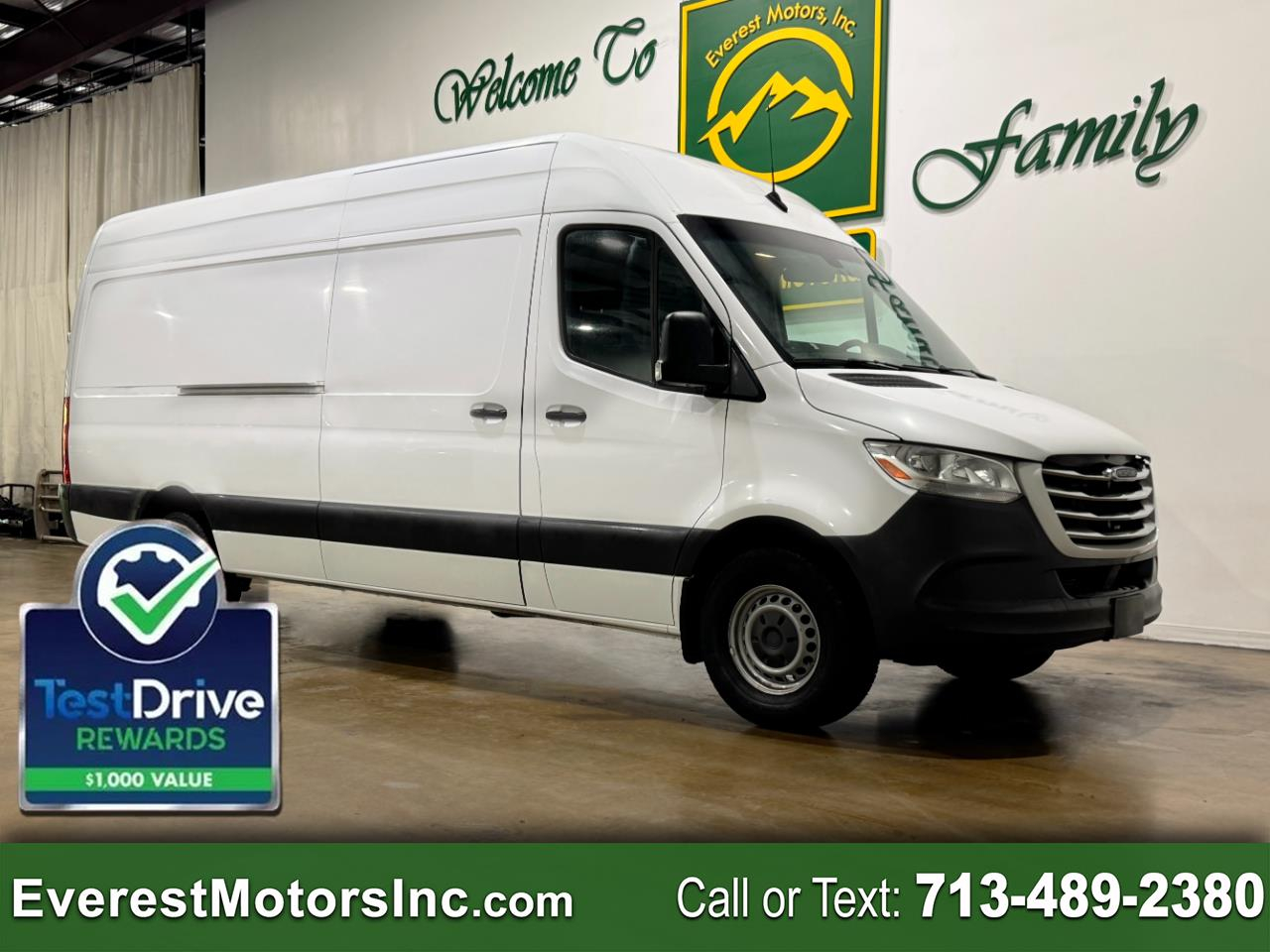 Freightliner Sprinter Cargo Van  2021