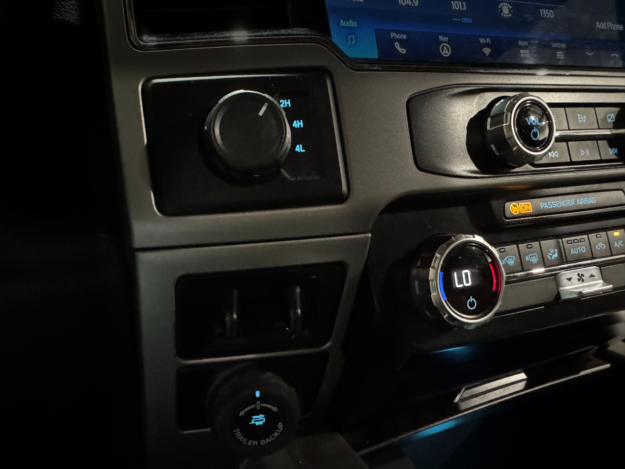 Ford Super Duty F-350 DRW  2022