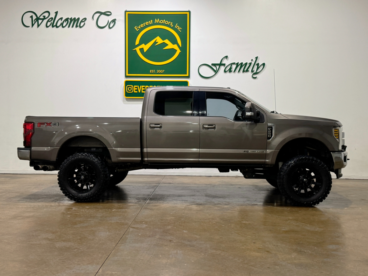 Ford Super Duty F-250 SRW  2018