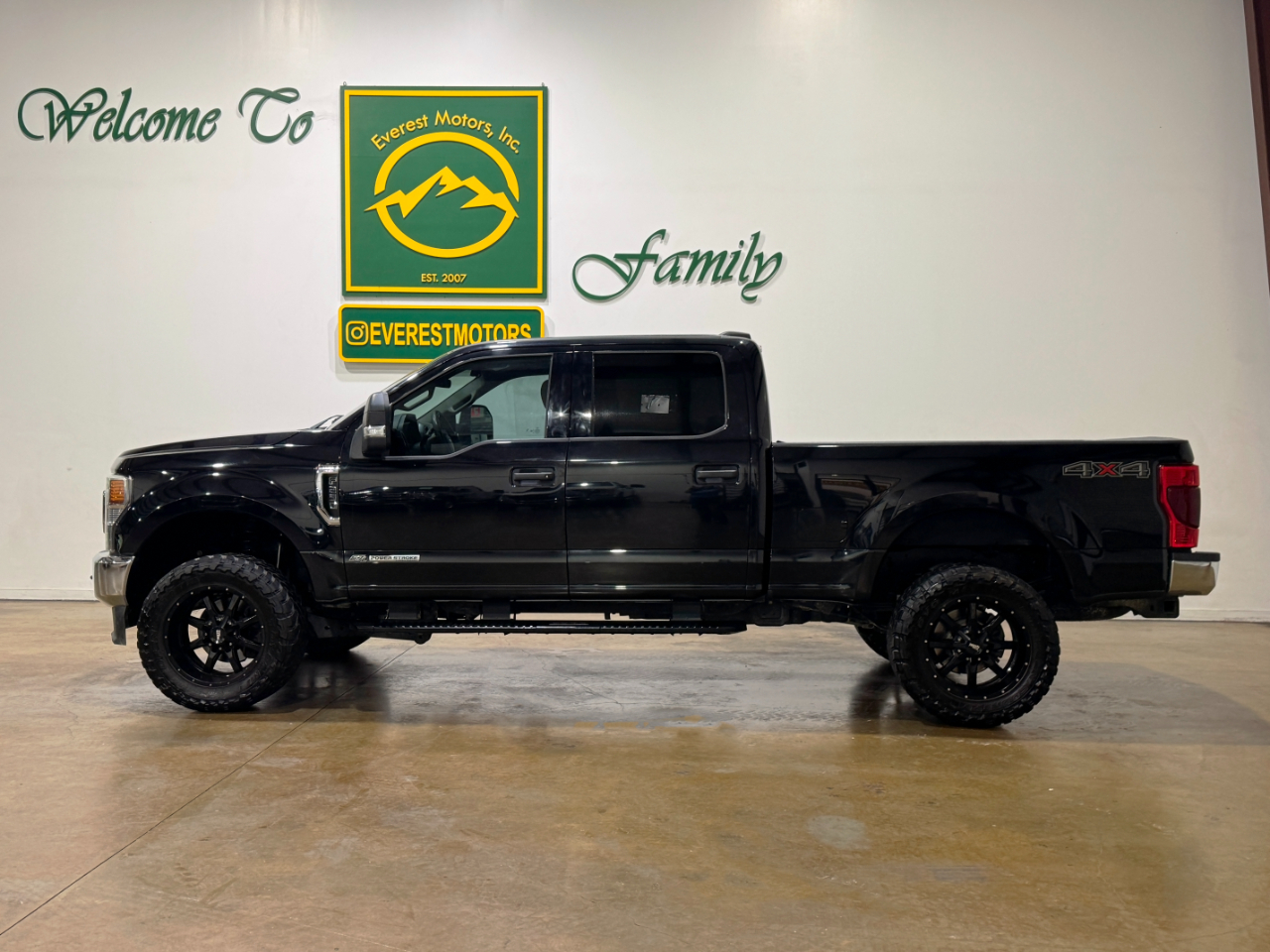 Ford Super Duty F-250 SRW  2022