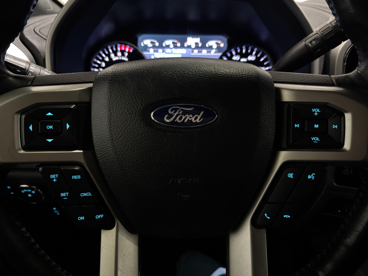 Ford Super Duty F-250 SRW  2022