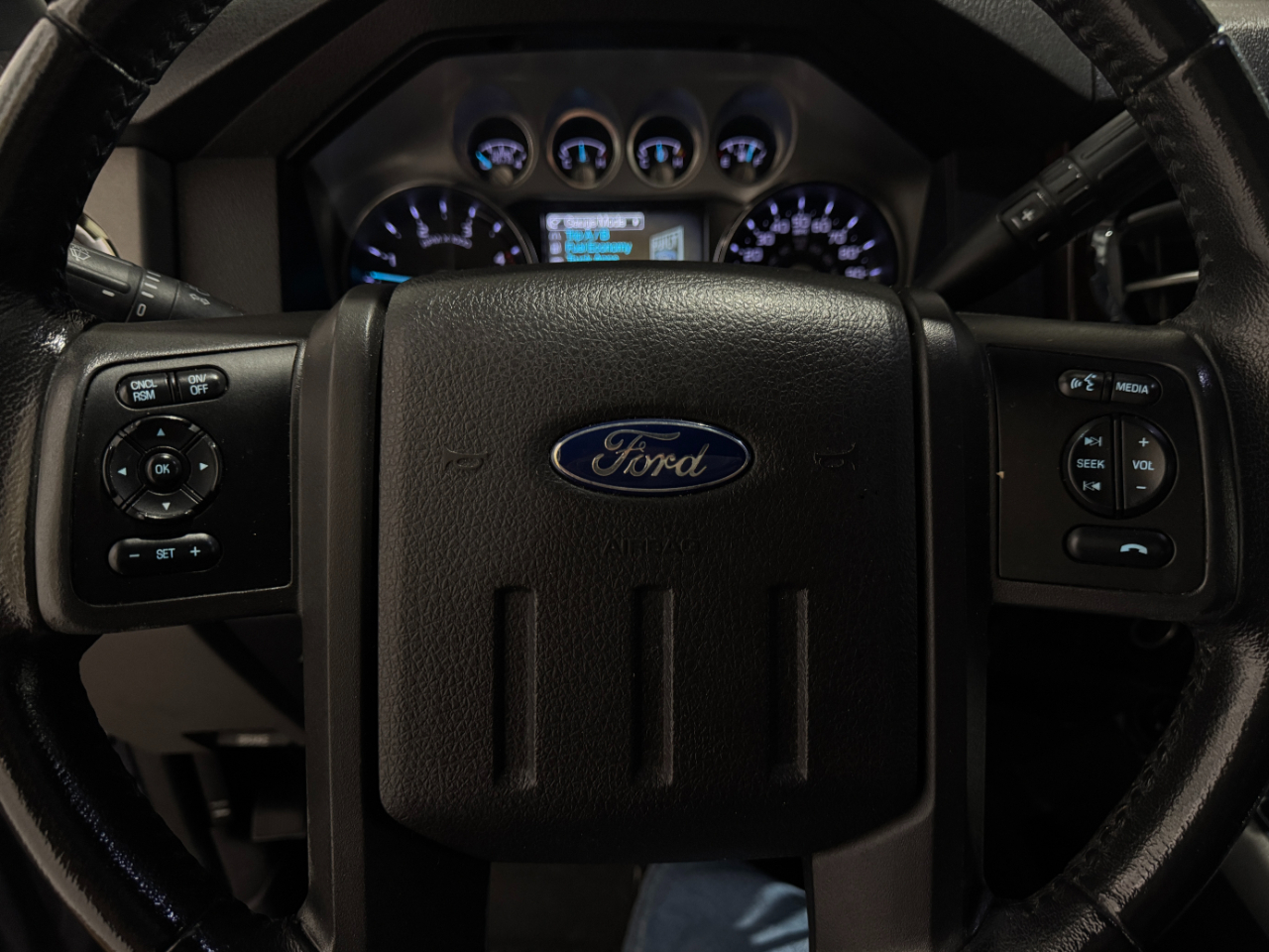 Ford Super Duty F-250 SRW  2014