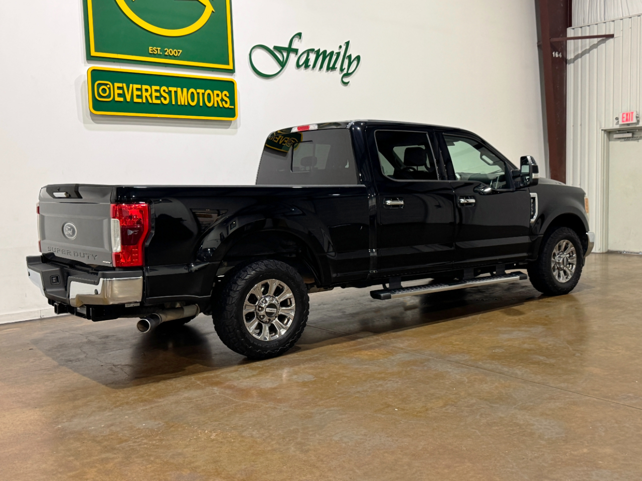 Ford Super Duty F-250 SRW  2017