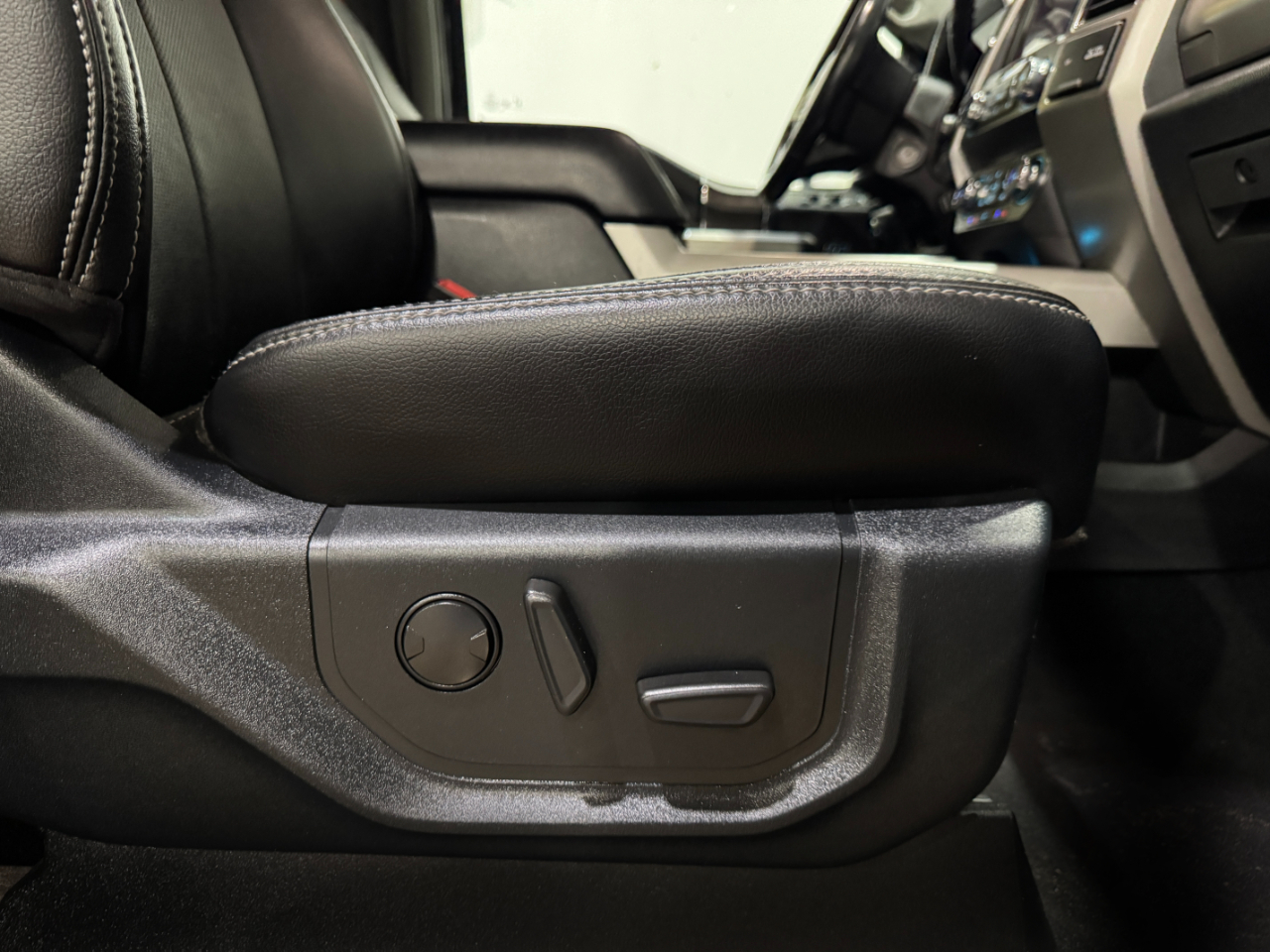Ford Super Duty F-250 SRW  2021