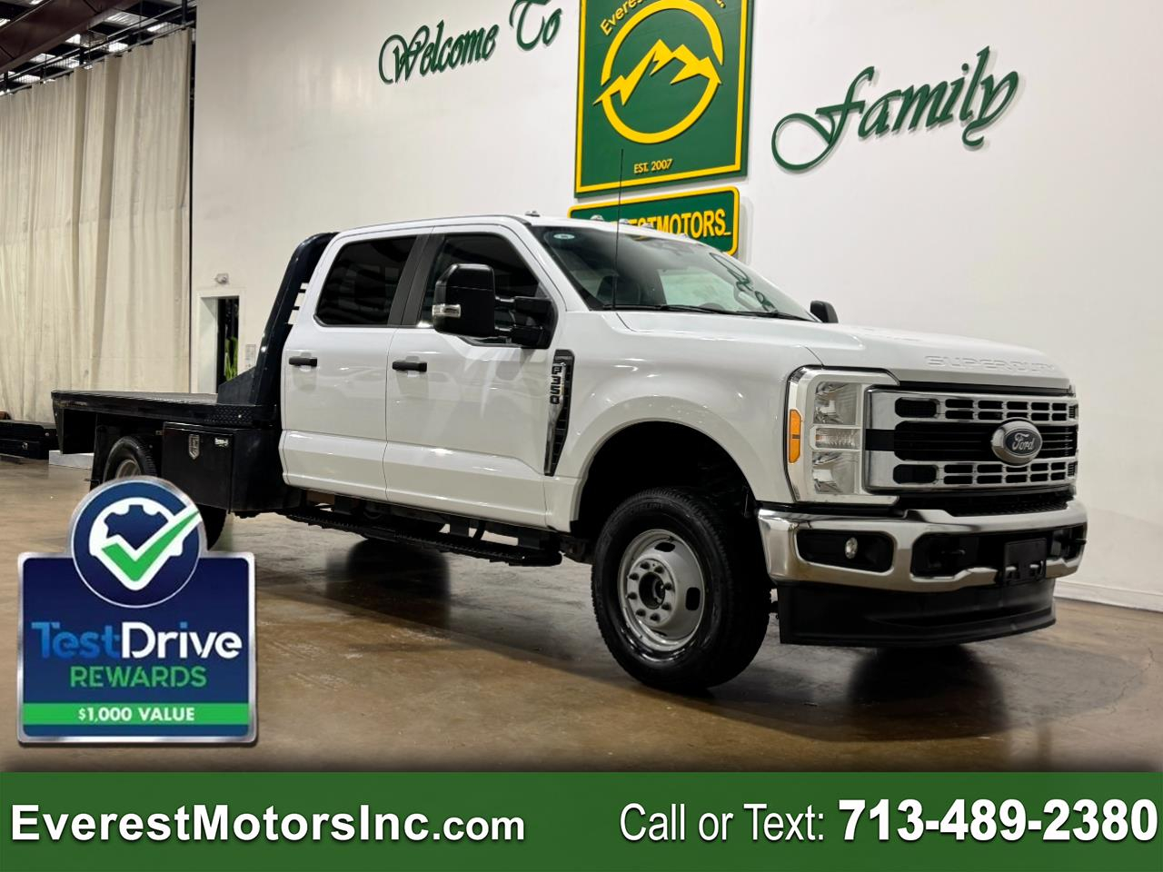 Ford Super Duty F-350 DRW  2023