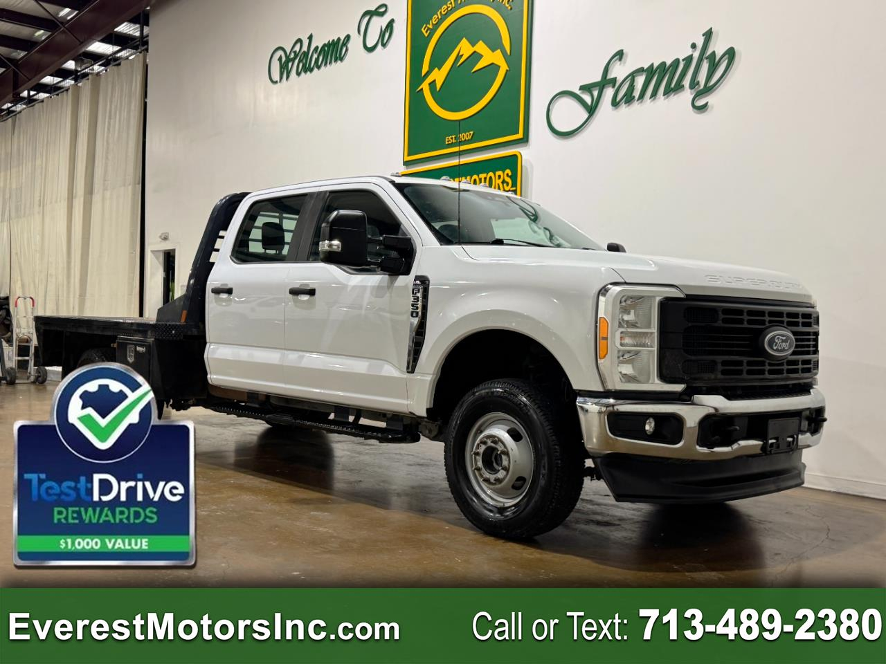Ford Super Duty F-350 DRW  2023