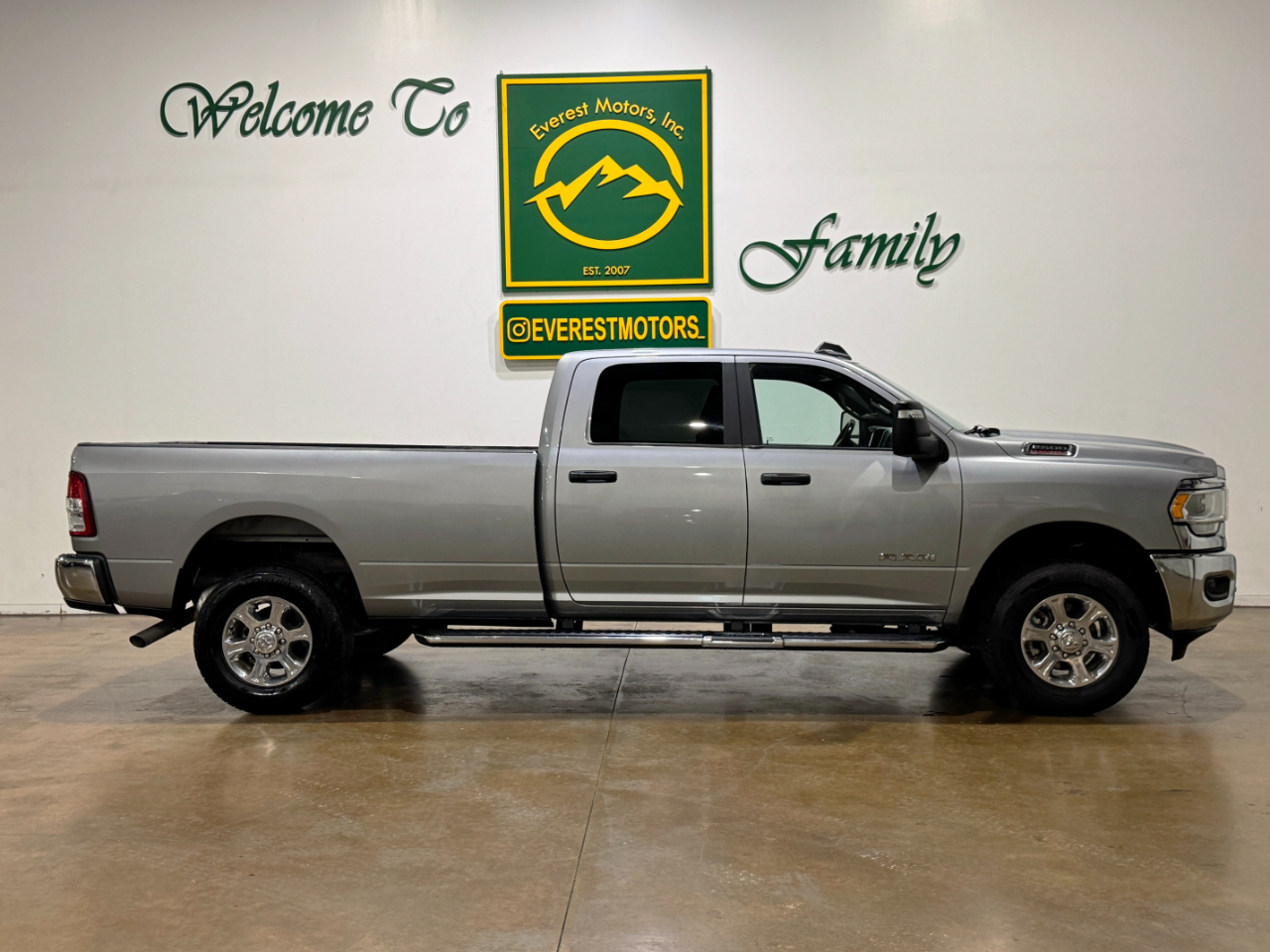 RAM 2500  2023