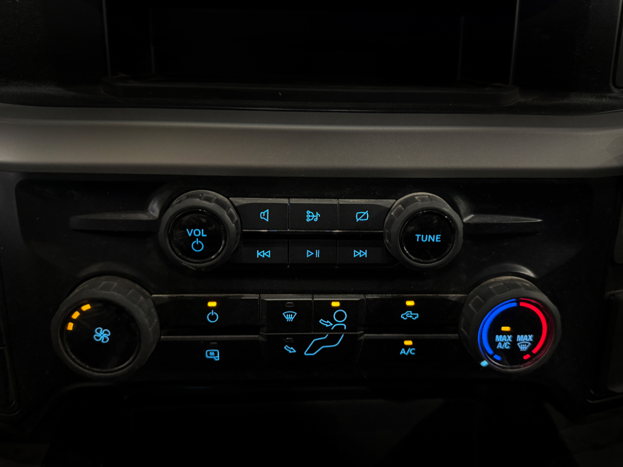Ford Super Duty F-250 SRW  2024
