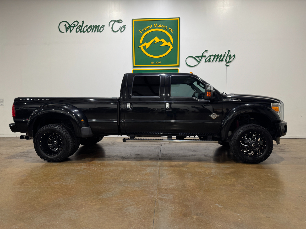 Ford Super Duty F-450 DRW  2013
