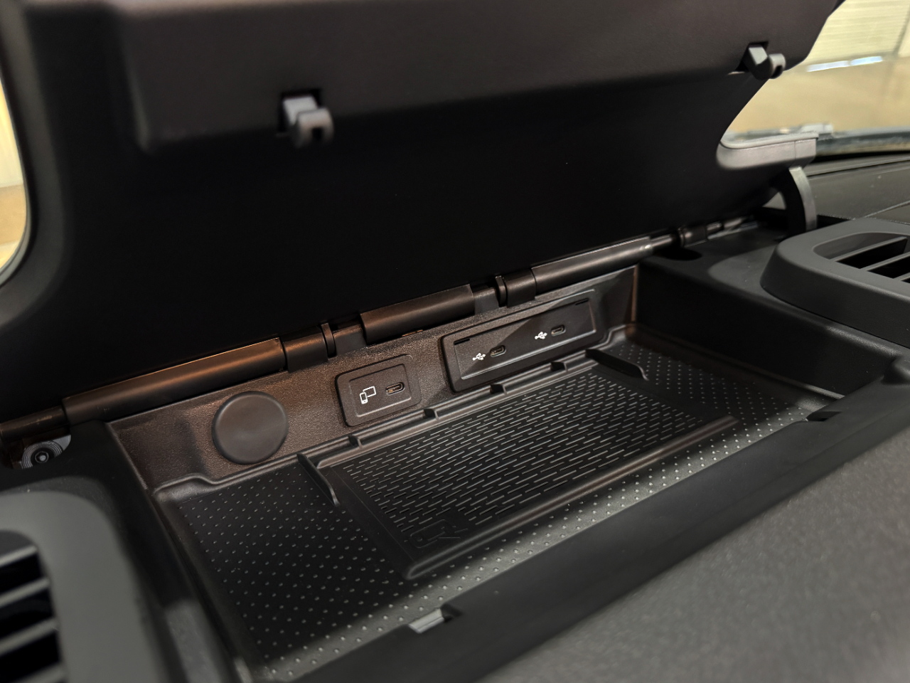Mercedes-Benz Sprinter Cargo Van  2024