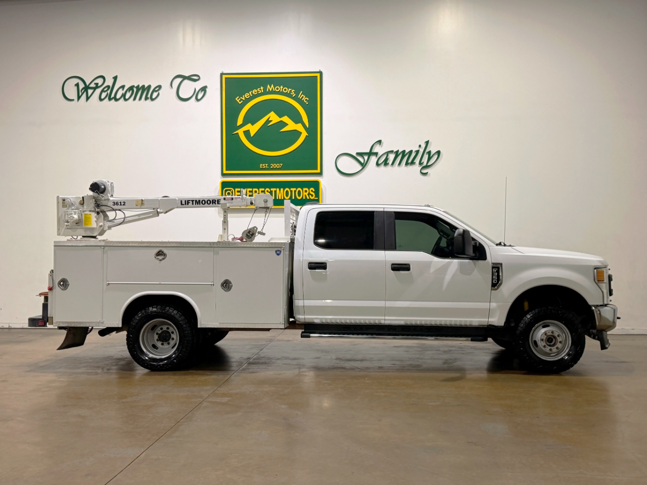 Ford Super Duty F-350 DRW  2021