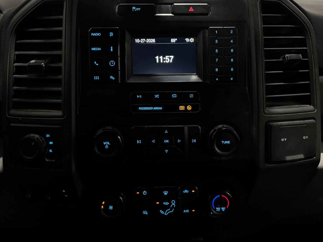 Ford Super Duty F-350 DRW  2021