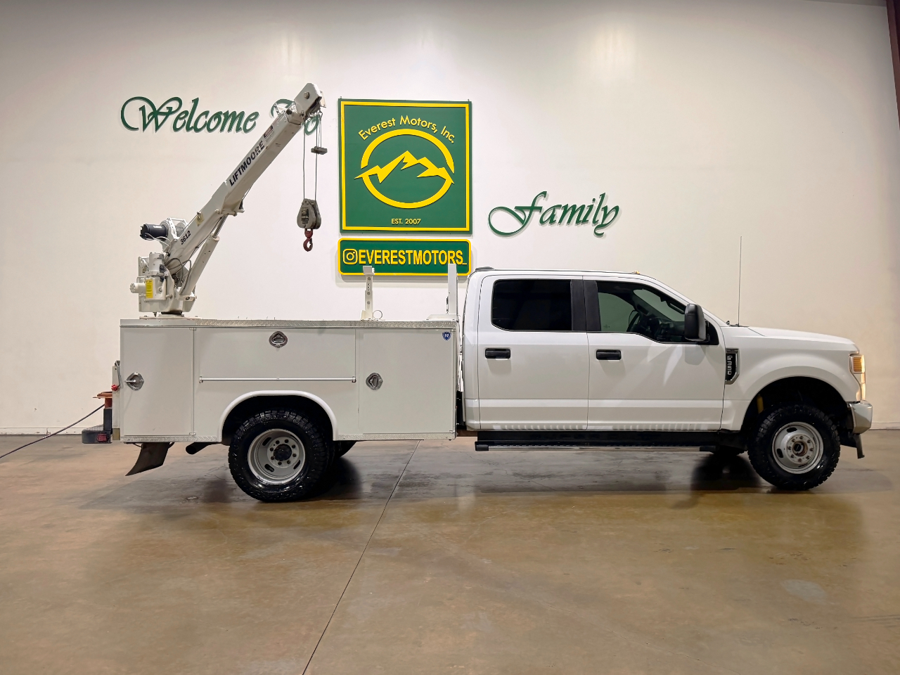 Ford Super Duty F-350 DRW  2021