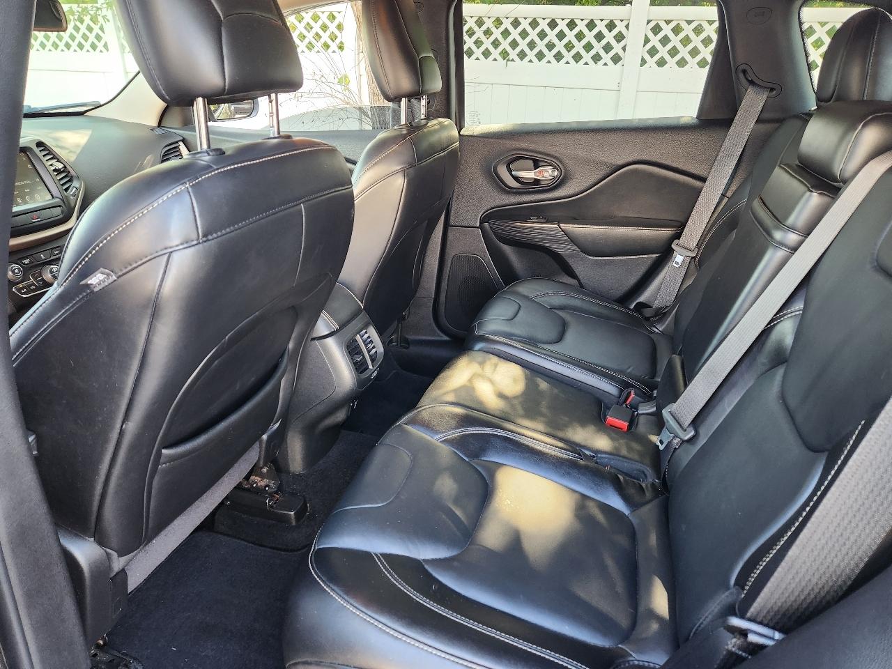 Jeep Cherokee Limited 4WD 2015