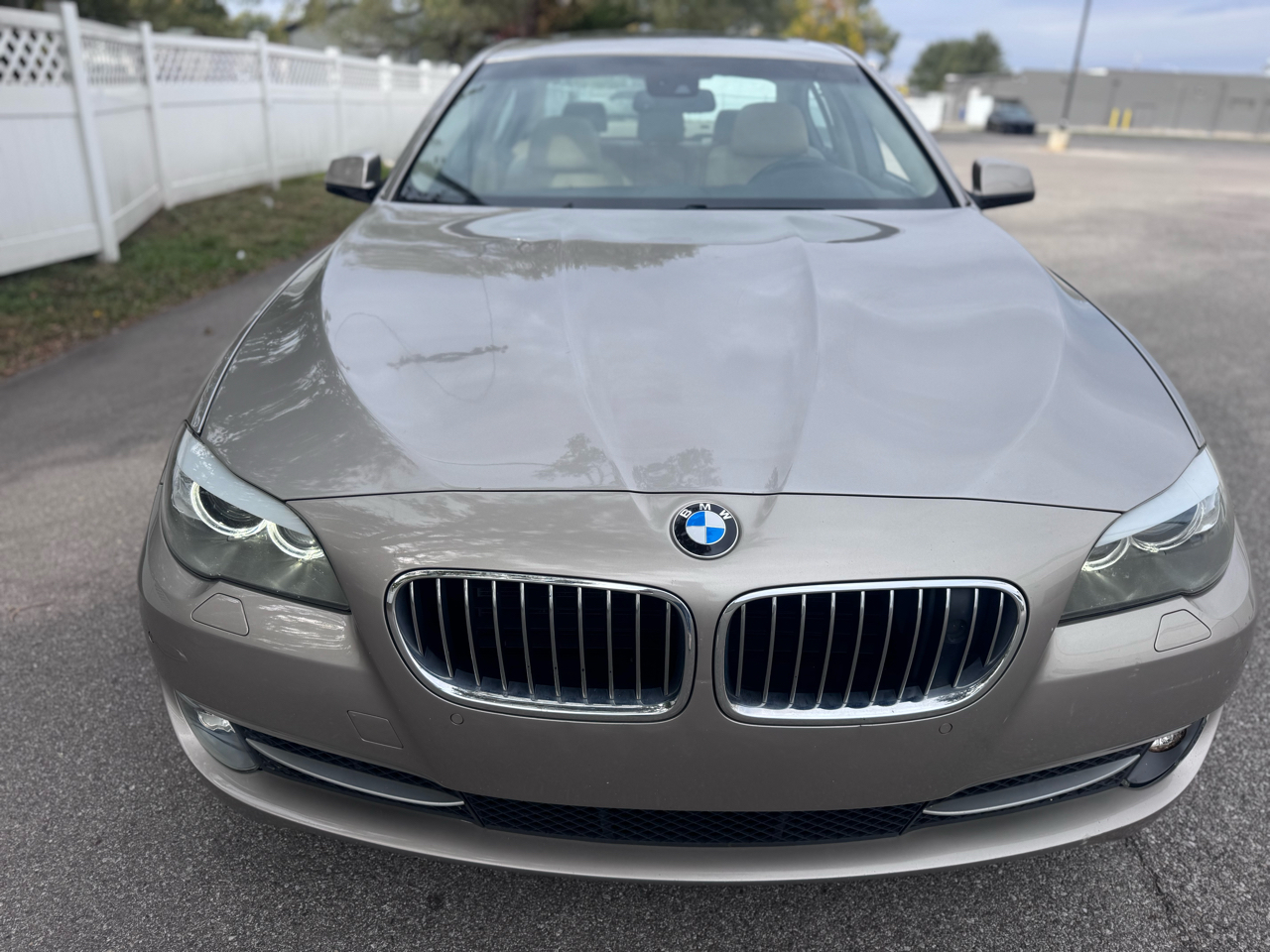 BMW 5-Series 535xi 2011 BMW 5-Series 535xi 2011