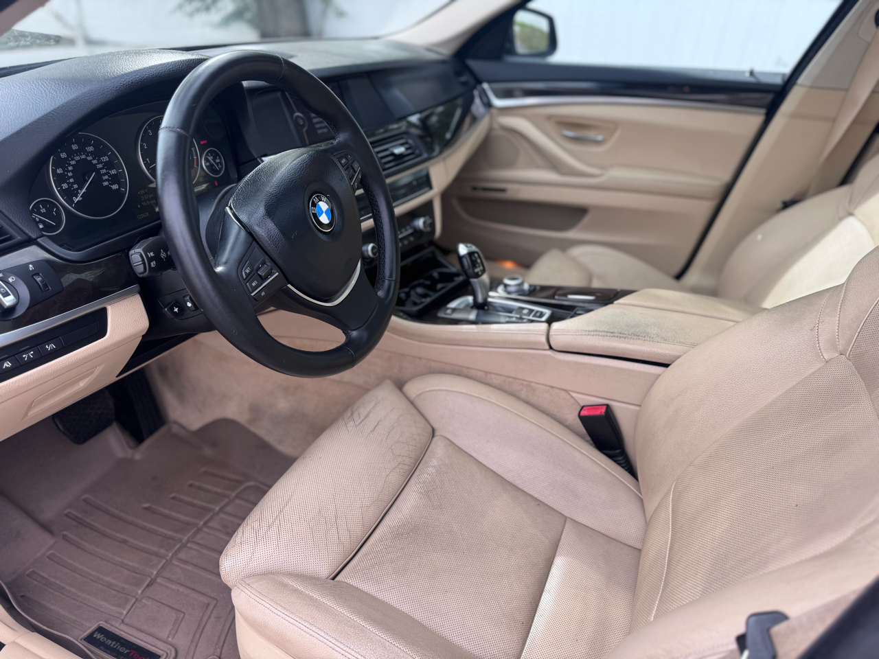 BMW 5-Series 535xi 2011 BMW 5-Series 535xi 2011