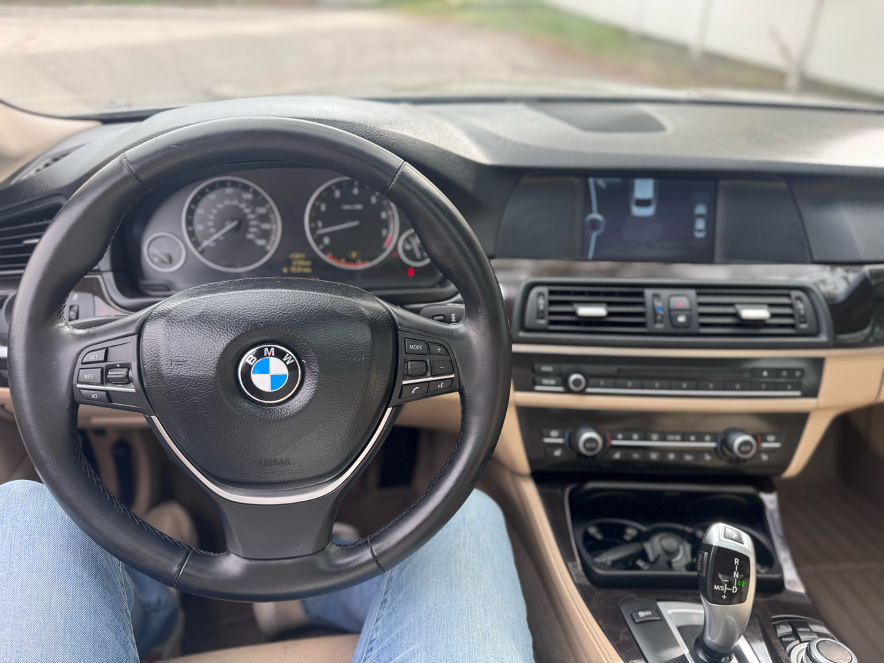 BMW 5-Series 535xi 2011 BMW 5-Series 535xi 2011