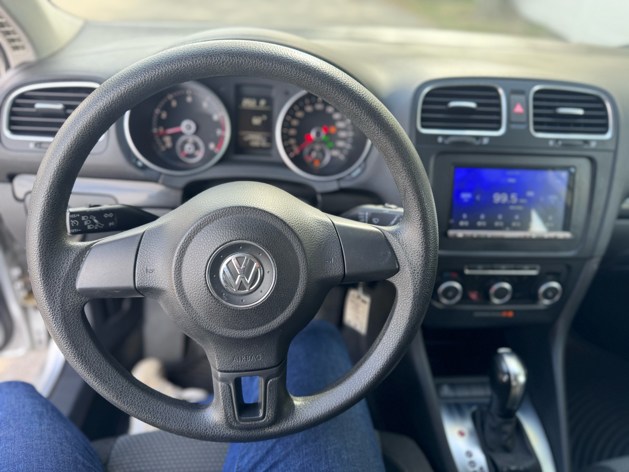 Volkswagen Jetta SportWagen 2.5L SE 2011 Volkswagen Jetta SportWagen 2.5L SE 2011