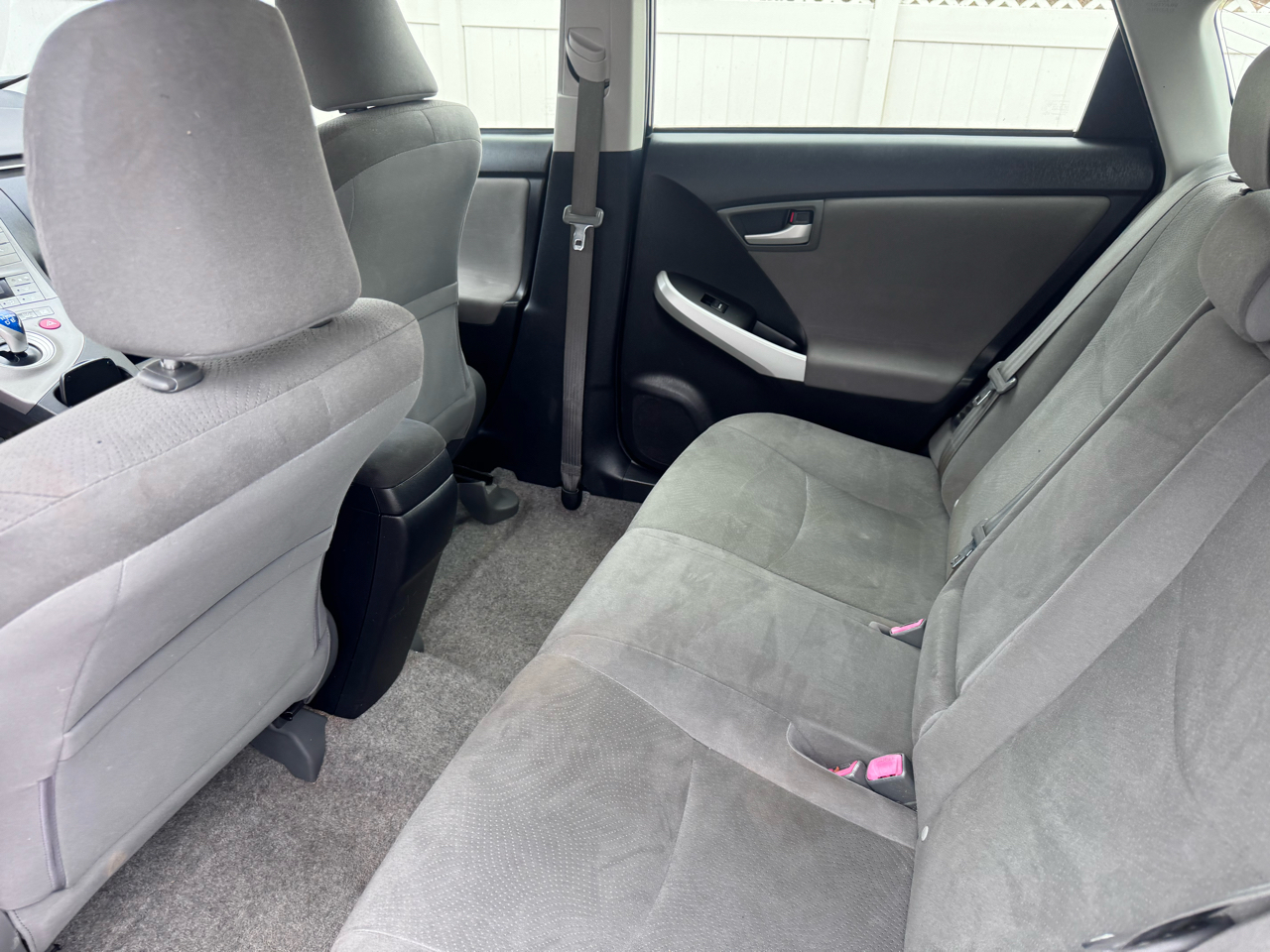 Toyota Prius 5dr HB Three (Natl) 2012