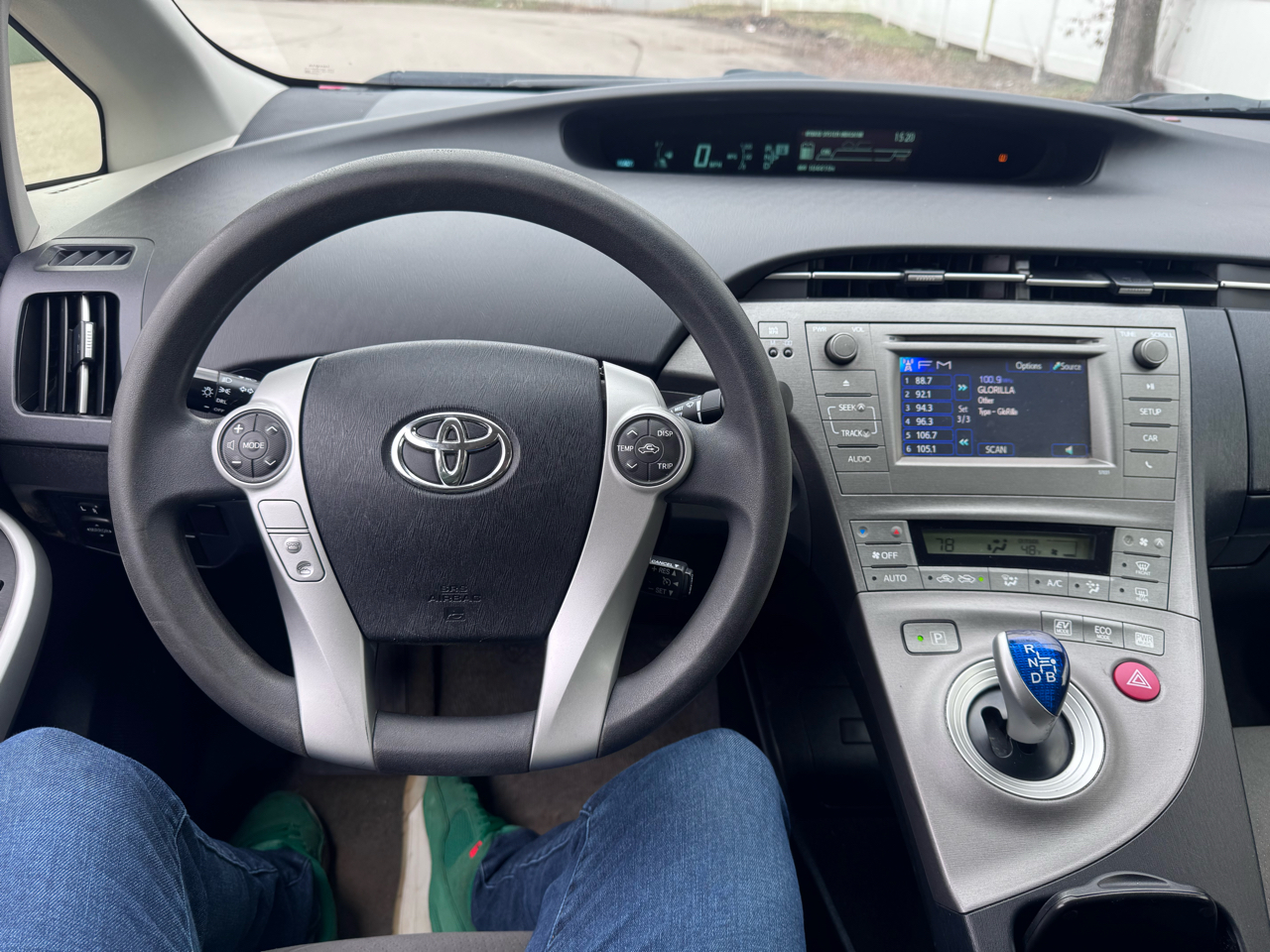 Toyota Prius 5dr HB Three (Natl) 2012