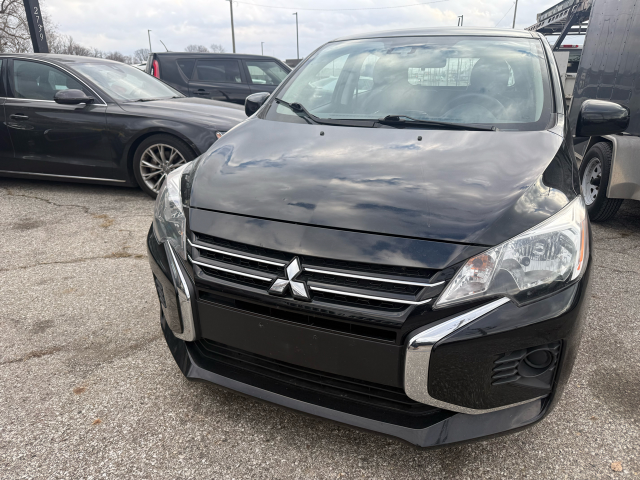 Mitsubishi Mirage ES CVT 2023