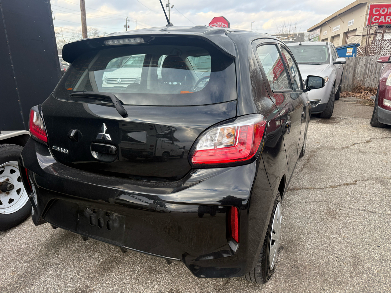 Mitsubishi Mirage ES CVT 2023