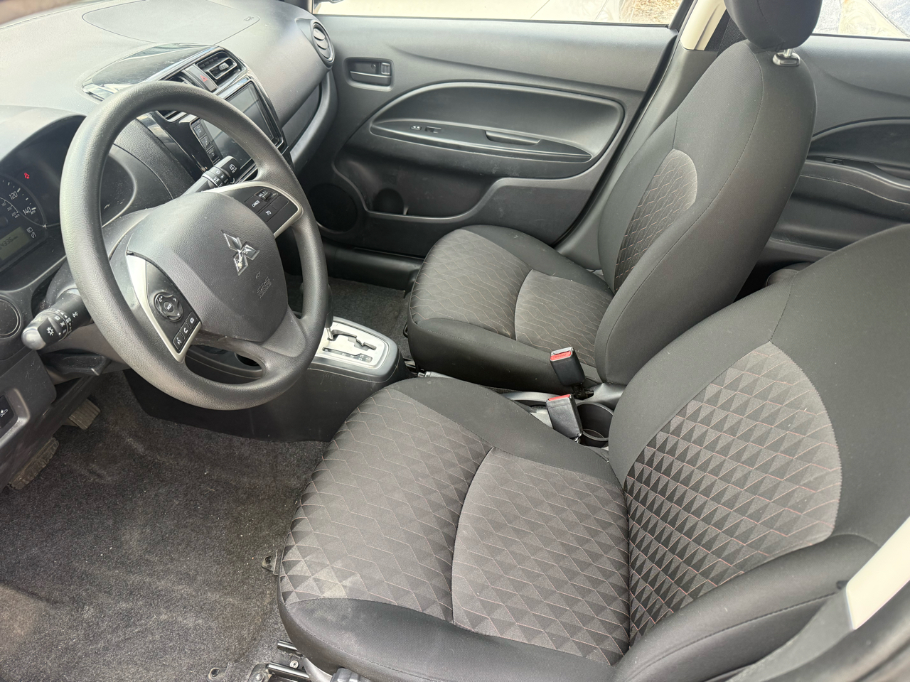 Mitsubishi Mirage ES CVT 2023