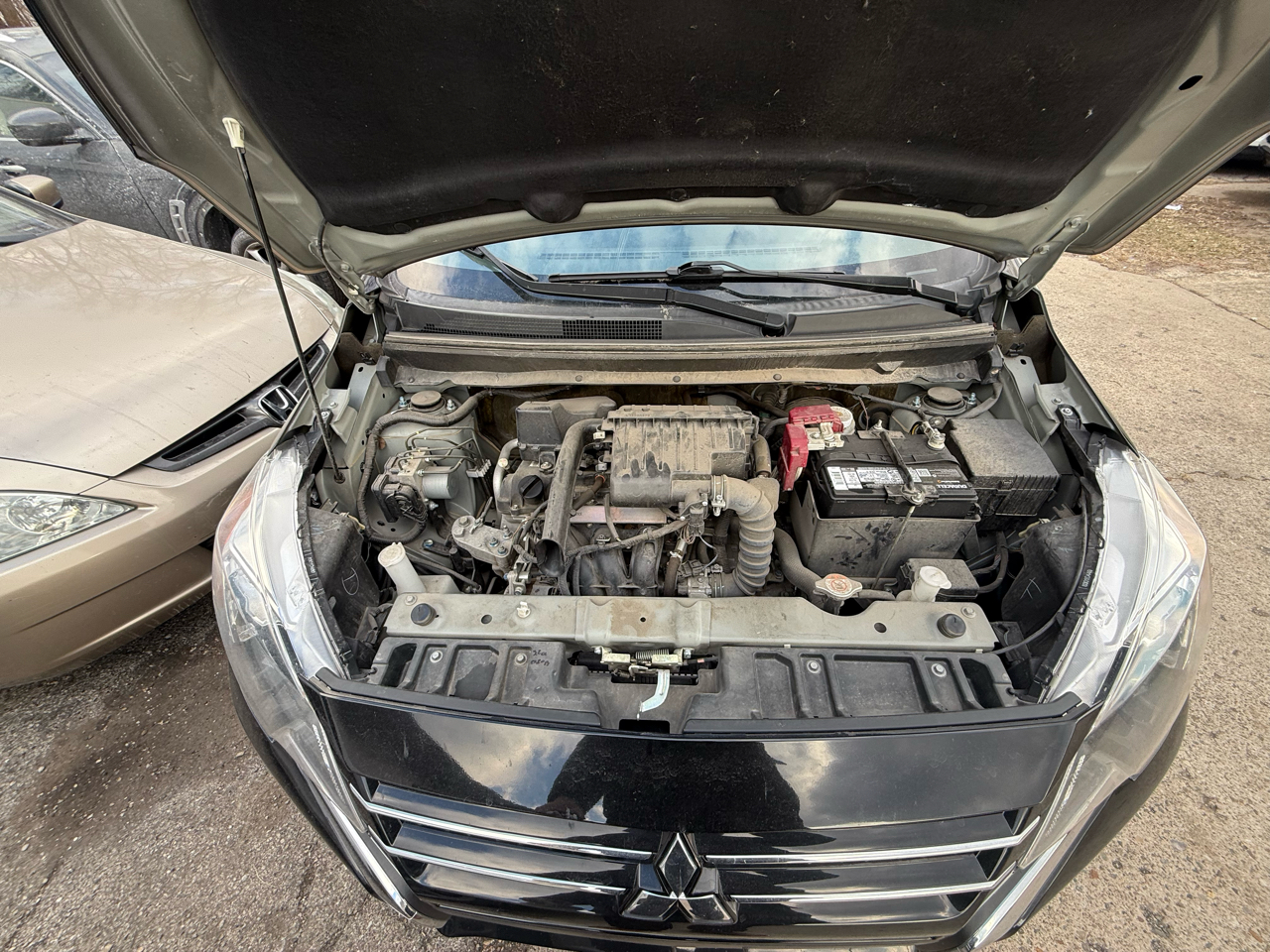 Mitsubishi Mirage ES CVT 2023