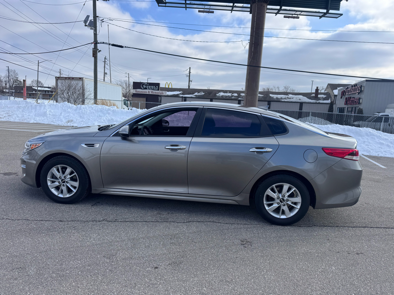 Kia Optima 4dr Sdn LX 2016
