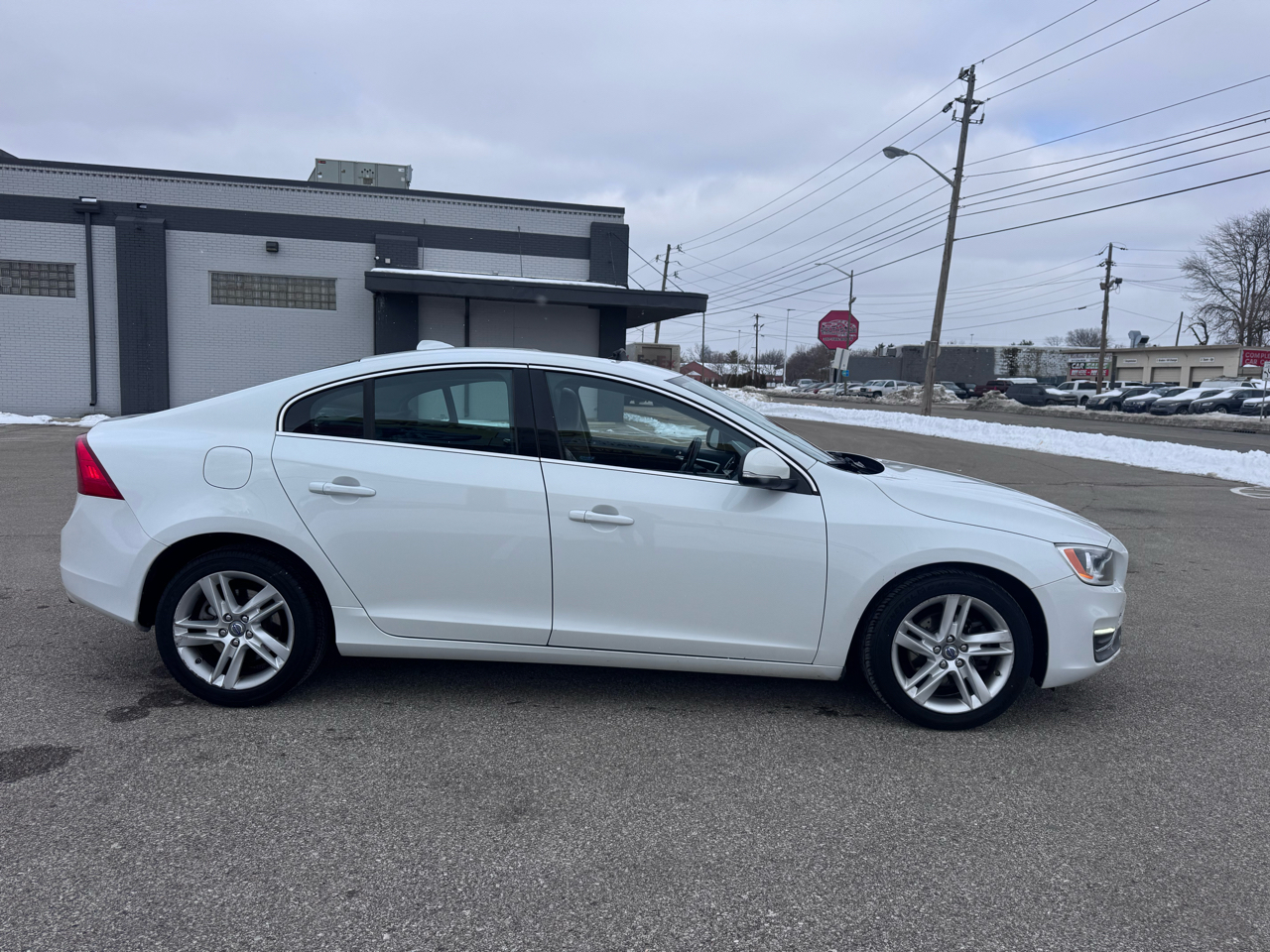 Volvo S60 2015.5 4dr Sdn T5 Drive-E Premier FWD 2015