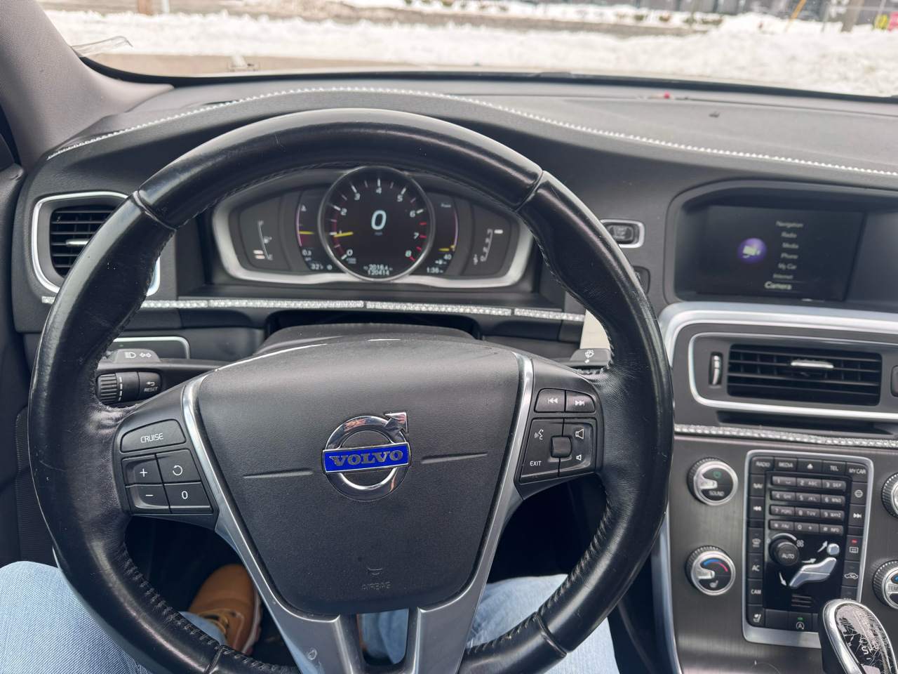 Volvo S60 2015.5 4dr Sdn T5 Drive-E Premier FWD 2015